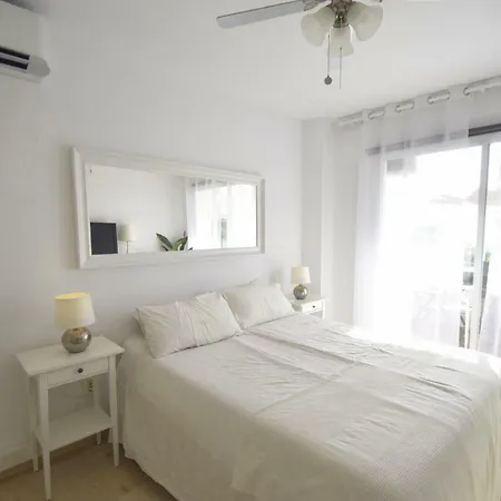 Sunny And Modern In La Carihuela Torremolinos